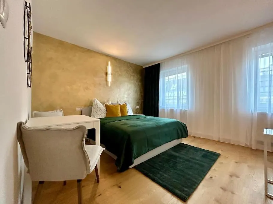 Museumsquartier Apartment Vienna 0*,